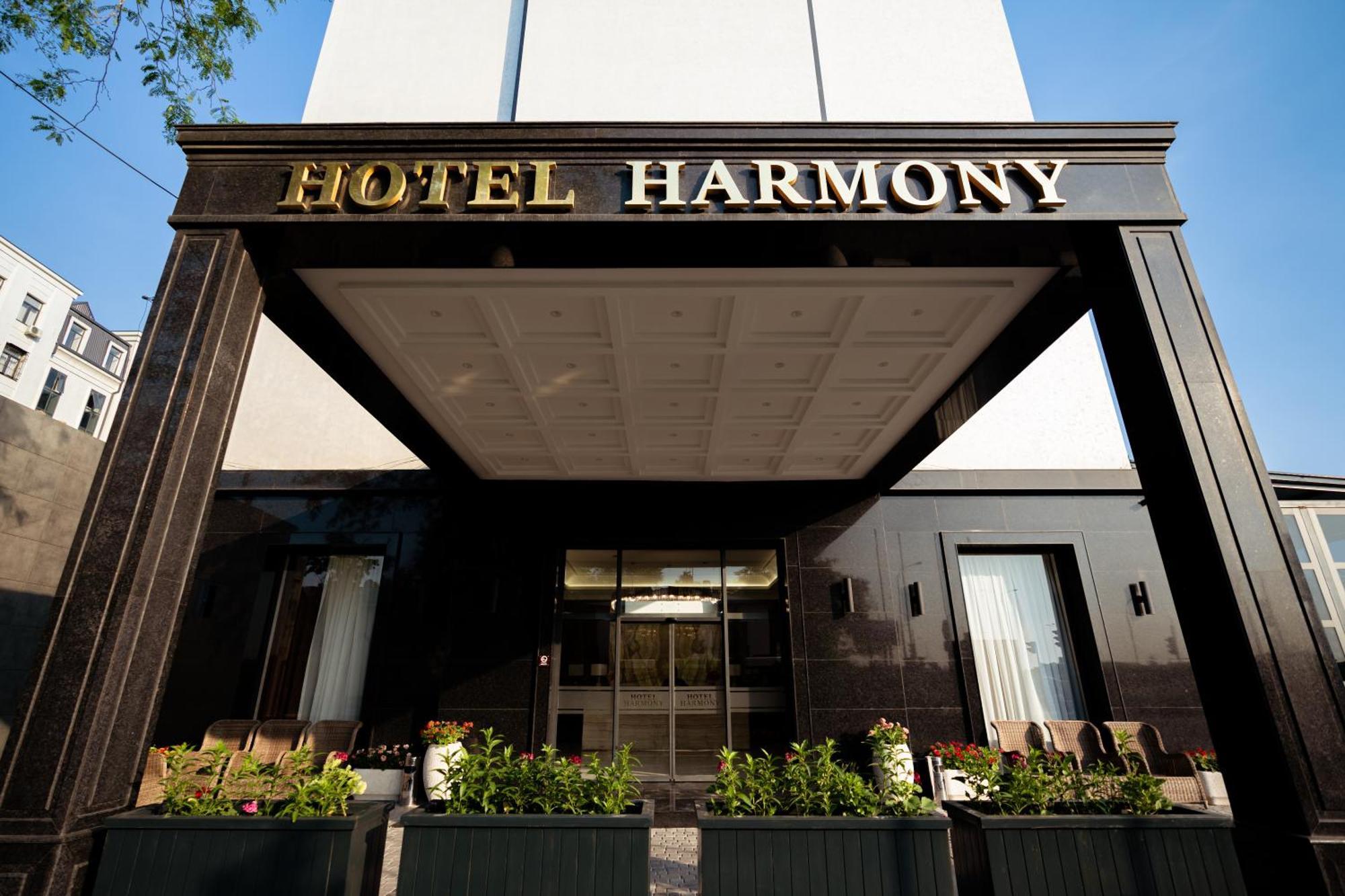 Harmony Hotel Tasjkent Eksteriør billede